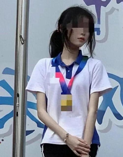 情侣自拍吃瓜视频,情侣自拍吃瓜视频甜蜜上演