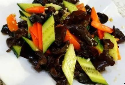 吃木耳瓜的好处,营养丰富的健康佳品,益处多多的养生秘籍